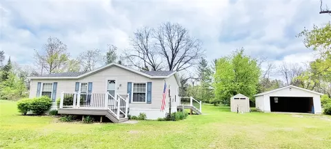 8326 S Delaware, Baldwin, MI 49304
