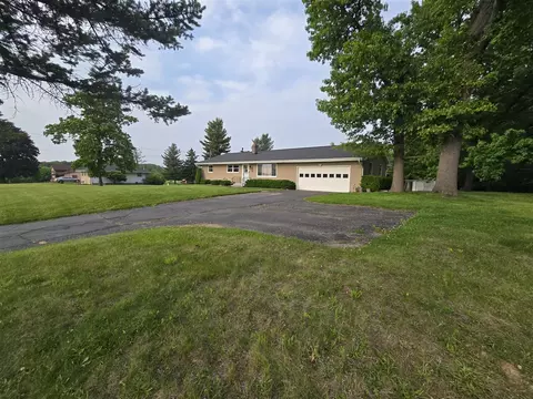 Exterior - 1139 Maynard, Jackson, MI 49202 photo 2 of 10