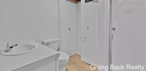 Bath - 817 Cherry, Big Rapids, MI 49307 photo 3 of 3