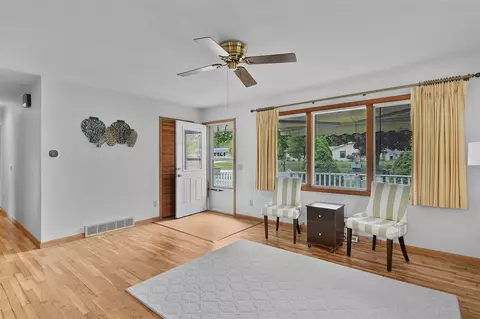 Entry Way - 817 Cherry, Big Rapids, MI 49307 photo 1 of 3