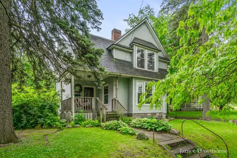 126 W W Grn, Hastings, MI 49058