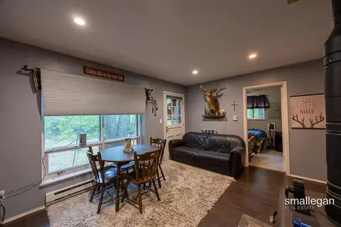 Living - 9134 39th, Bitely, MI 49309 photo 3 of 3