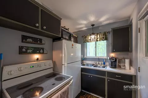Kitchen - 9134 39th, Bitely, MI 49309 photo 1 of 1