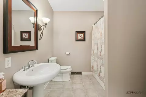 Bath - 10058 Fulton, Ada, MI 49301 photo 1 of 6