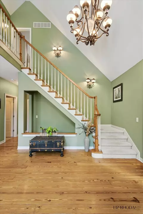 Entry Way - 10058 Fulton, Ada, MI 49301 photo 2 of 5