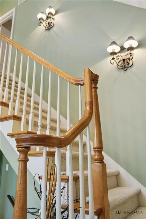 Entry Way - 10058 Fulton, Ada, MI 49301 photo 3 of 5