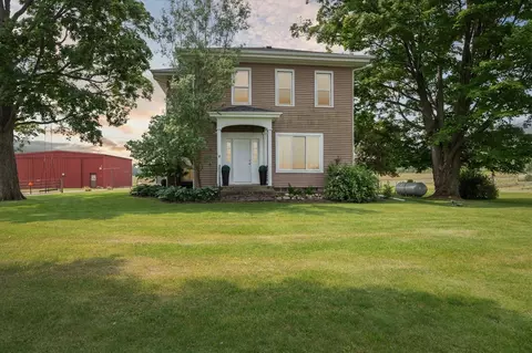 411 W X Y, Vicksburg, MI 49097
