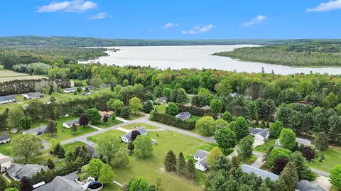 Vl Sandy, Bellaire, MI 49615