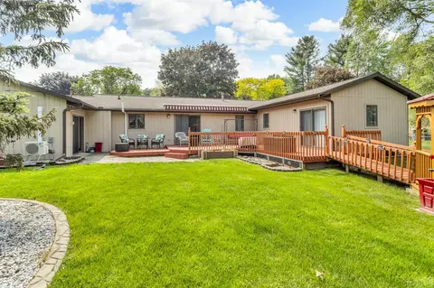 Exterior - 4273 Indian, Jackson, MI 49201 photo 2 of 18