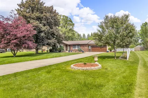 Exterior - 4273 Indian, Jackson, MI 49201 photo 7 of 18