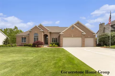 5273 S Silverstone, Comstock Park, MI 49321