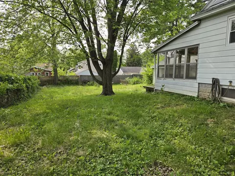 Exterior - 804 17th, Jackson, MI 49203 photo 2 of 7