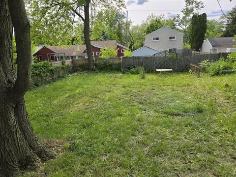 Exterior - 804 17th, Jackson, MI 49203 photo 3 of 7