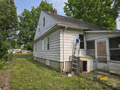 Exterior - 804 17th, Jackson, MI 49203 photo 7 of 7
