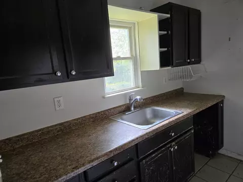 Kitchen - 804 17th, Jackson, MI 49203 photo 2 of 4