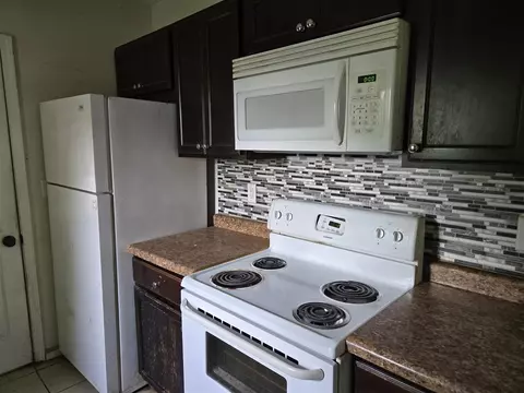 Kitchen - 804 17th, Jackson, MI 49203 photo 4 of 4