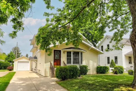 43 W Cherry, Zeeland, MI 49464