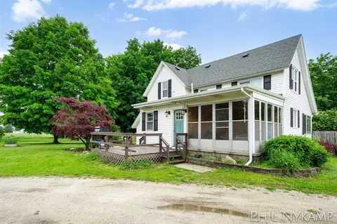 6810 Pierce, Allendale, MI 49401