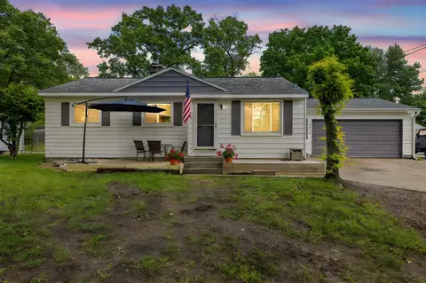3618 Grape, Grand Rapids, MI 49525