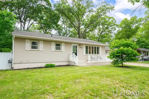 1361 New, Muskegon, MI 49442