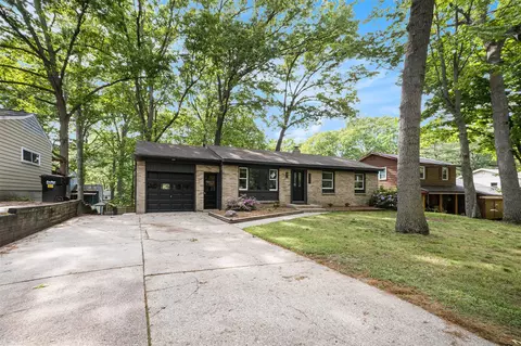 5685 Burgis, Grand Rapids, MI 49508