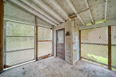 3500 Harding, Jackson, MI 49203 photo 8