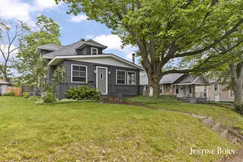 2264 Stafford, Grand Rapids, MI 49507