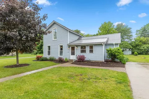 516 E Market, Greenville, MI 48838