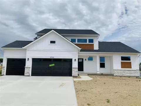 15765 Norwalk, Grand Haven, MI 49417