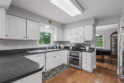 Kitchen - 2961 E B, Plainwell, MI 49080 photo 2 of 3