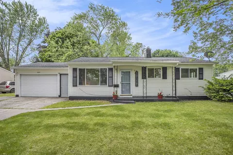 3317 Grantsburg, Lansing, MI 48911