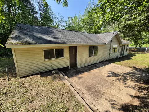 2468 N Mundy, White Cloud, MI 49349