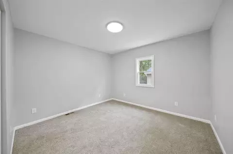 Bedroom - 6300 Brooklyn, Jackson, MI 49201 photo 4 of 10