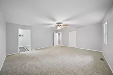 Bedroom - 6300 Brooklyn, Jackson, MI 49201 photo 1 of 10
