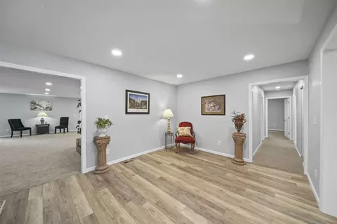 Entry Way - 6300 Brooklyn, Jackson, MI 49201 photo 3 of 7