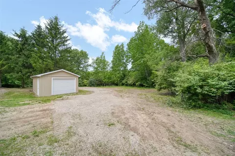 Exterior - 6300 Brooklyn, Jackson, MI 49201 photo 8 of 10