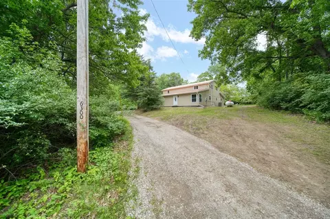 Exterior - 6300 Brooklyn, Jackson, MI 49201 photo 3 of 10