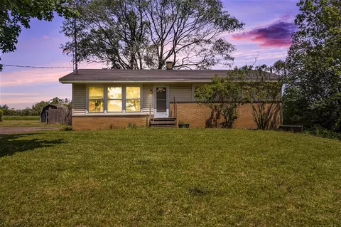 6589 116th, Fennville, MI 49408