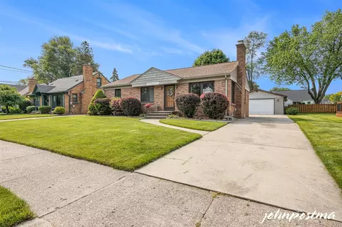 954 Kelsey, Grand Rapids, MI 49505