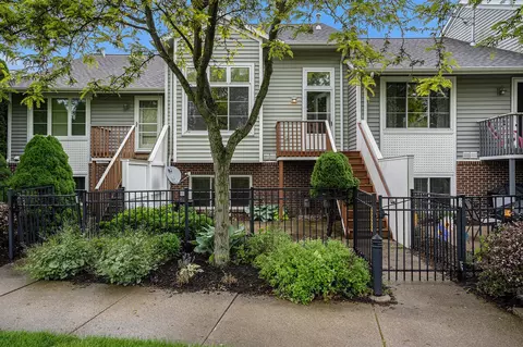 302 Northeast, Holland, MI 49423
