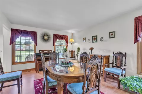 Dining - 6676 Ralaric, Dexter, MI 48130 photo 2 of 3