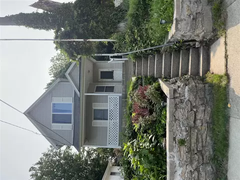 824 Emerald, Grand Rapids, MI 49503