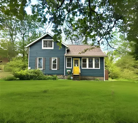 5366 Sawyer, Sawyer, MI 49125