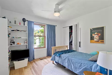 Bedroom - 7738 S 3rd, Mattawan, MI 49071 photo 3 of 4