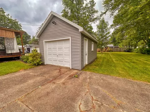 1314 Ferry, Niles, MI 49120