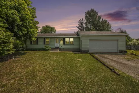 12470 Long Lk, Sparta, MI 49345