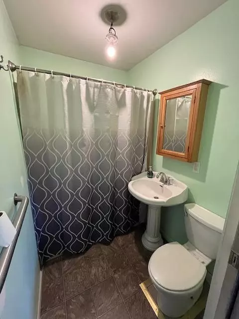 Bath - 6820 Cherry, Coloma, MI 49038 photo 1 of 1