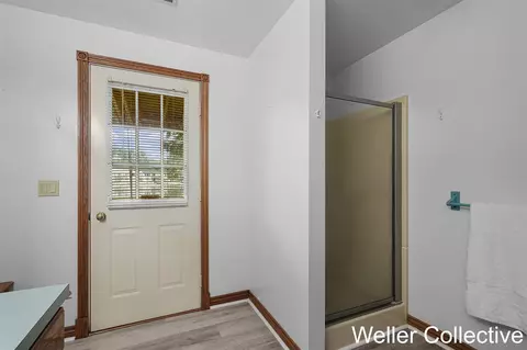 Bath - 1540 Springbrook, Jenison, MI 49428 photo 5 of 5