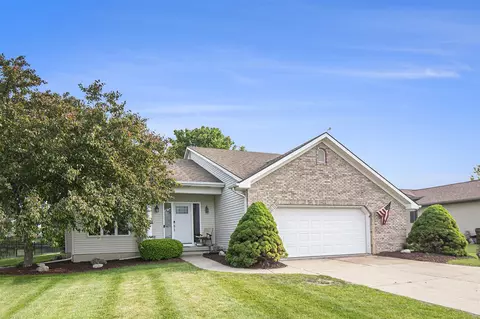 743 Fieldview Dr, Grand Ledge, MI 48837