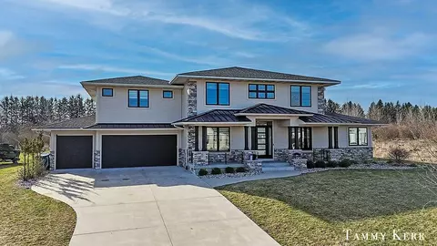 6688 Yamoto, Fennville, MI 49408